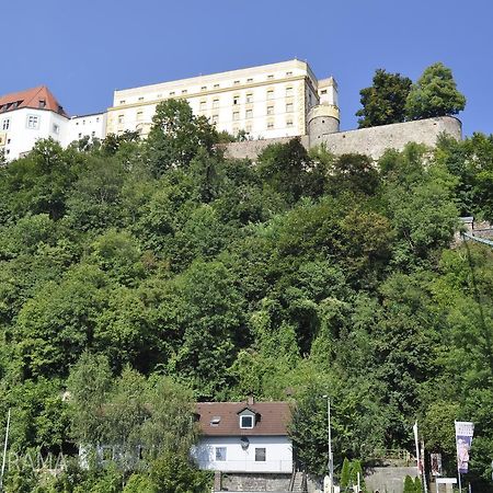 Отель Haus Panorama Пассау Экстерьер фото